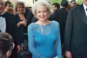 Betty White at the 1988 Emmys / https://commons.wikimedia.org/wiki/File:Betty_White_1988_Emmy_Awards.jpg